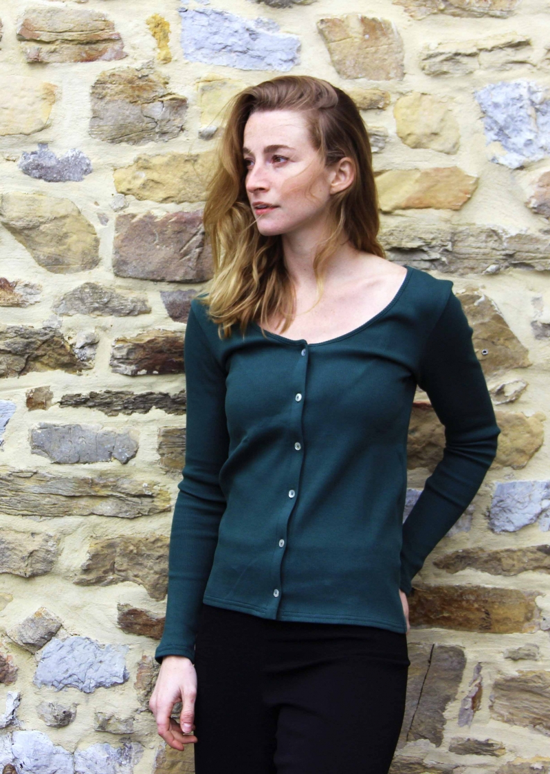 Top boutonné vert foret