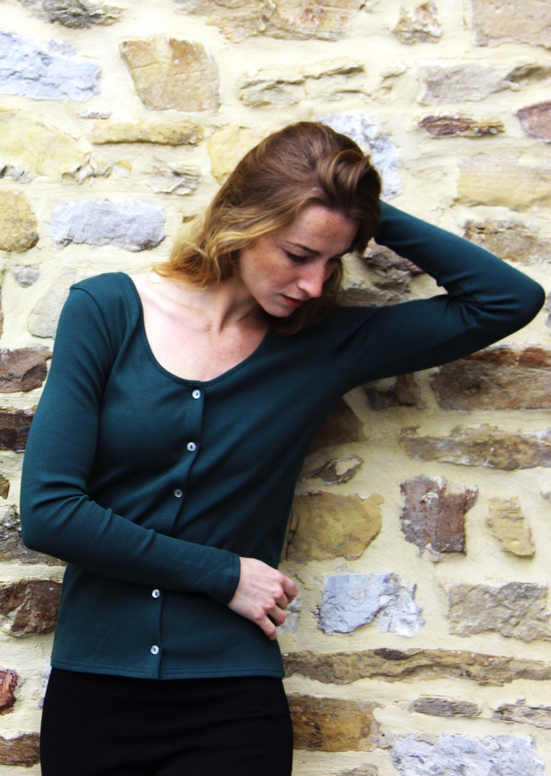 Top boutonné vert foret