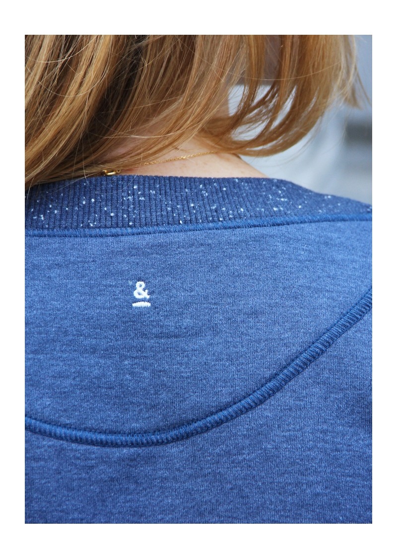 Blue organic cotton and recycled polyester sweater